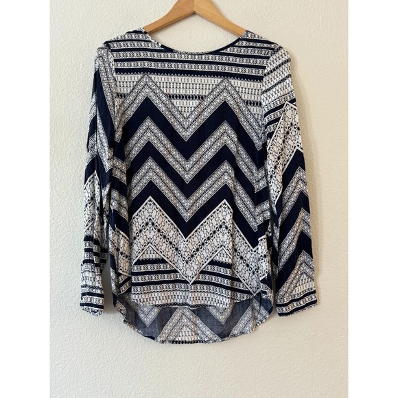 Fun2Fun Women's Alfredo Crew Neck Blouse - Picture 2 of 9